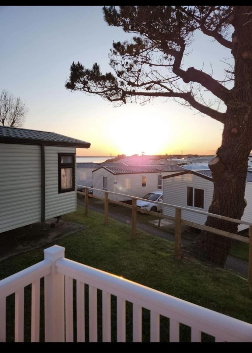 Relaxing Holiday Home Chickerell View Littlesea Haven Wyke Regis Exteriör bild